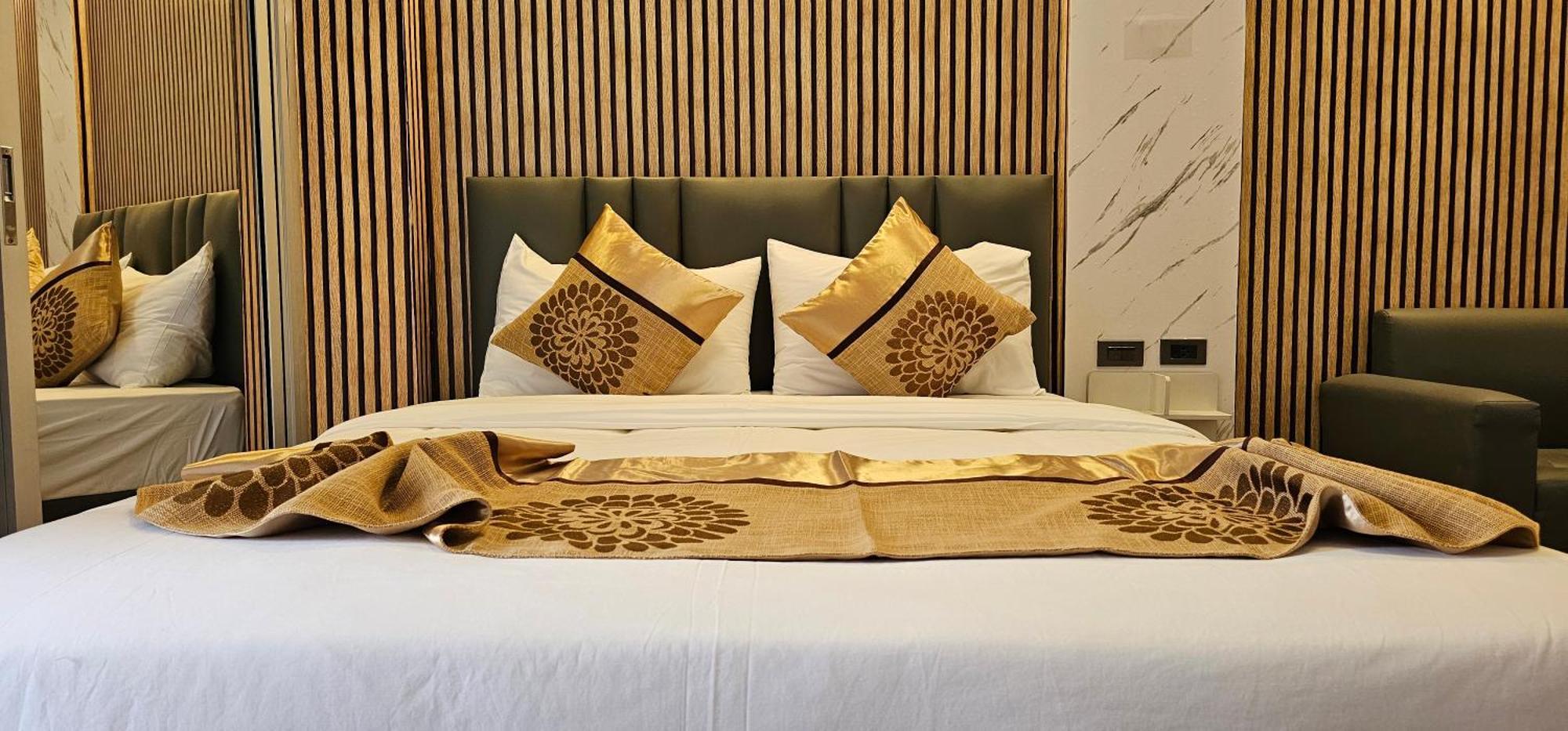 Xcess Residence Pattaya Luaran gambar