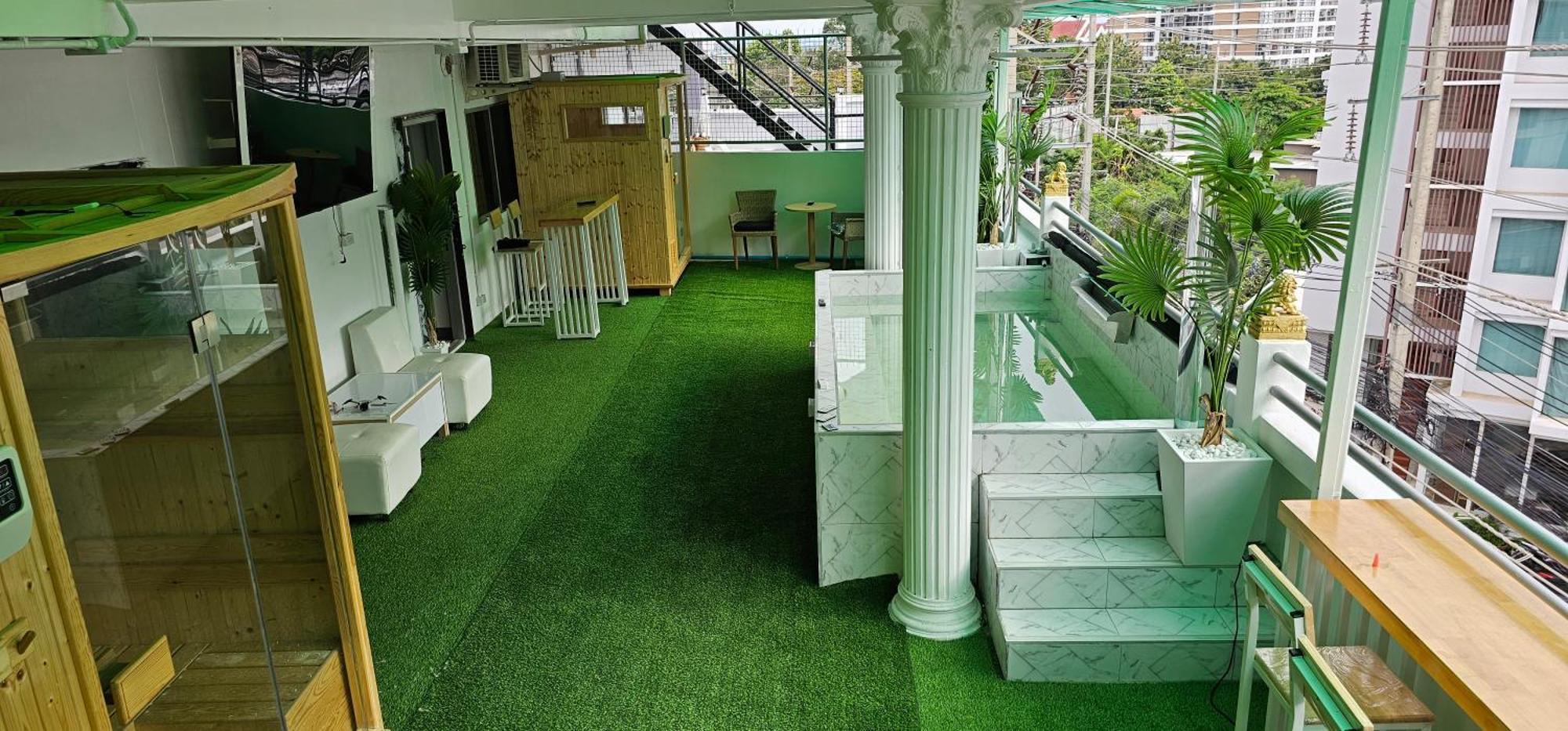 Xcess Residence Pattaya Luaran gambar